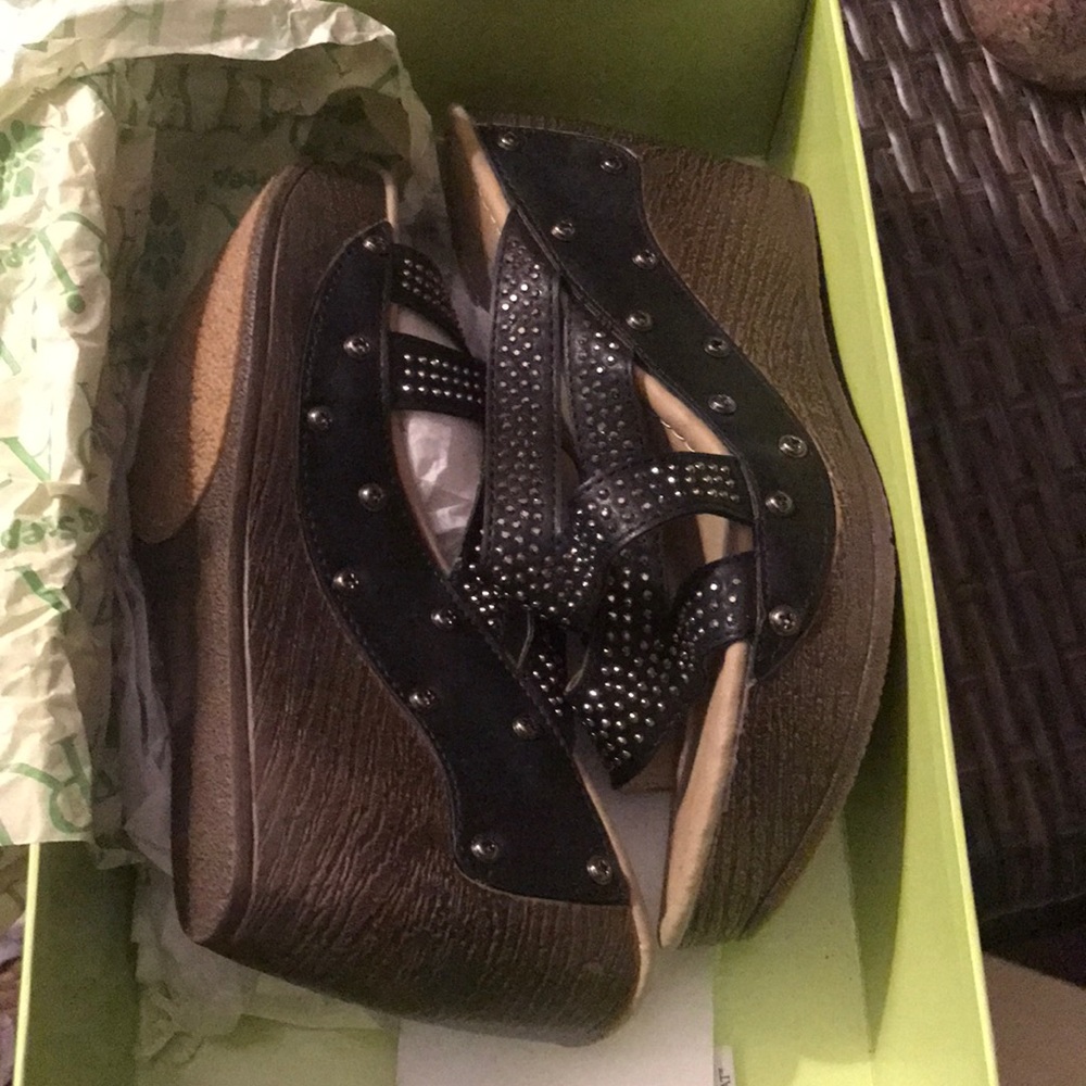 Wedge sandal